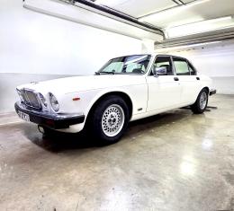 134   -  JAGUAR XJ6 4.2 *Sin precio de reserva*