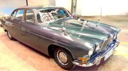 137   -  JAGUAR MK X