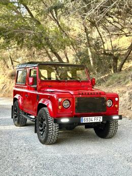 236   -  LAND-ROVER Defender 90 TD5