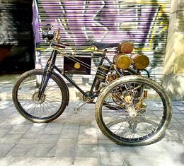 173   -  DE DION-BOUTON Triciclo 1 3/4 HP - Colección JOSEP RAJA -