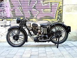 169   -  NORTON Model 50 - Colección JOSEP RAJA -