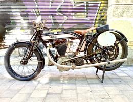 172   -  NORTON Model 18 TT (ex Ignacio Macaya) - Colección JOSEP RAJA -