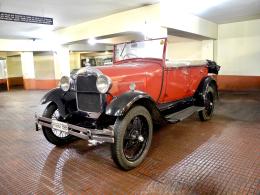 140   -  FORD Model A Phaeton
