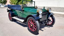 142   -  HUPMOBILE Model 32 Tourer