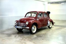 107   -  RENAULT 4/4 Descapotable *Sin precio de reserva*